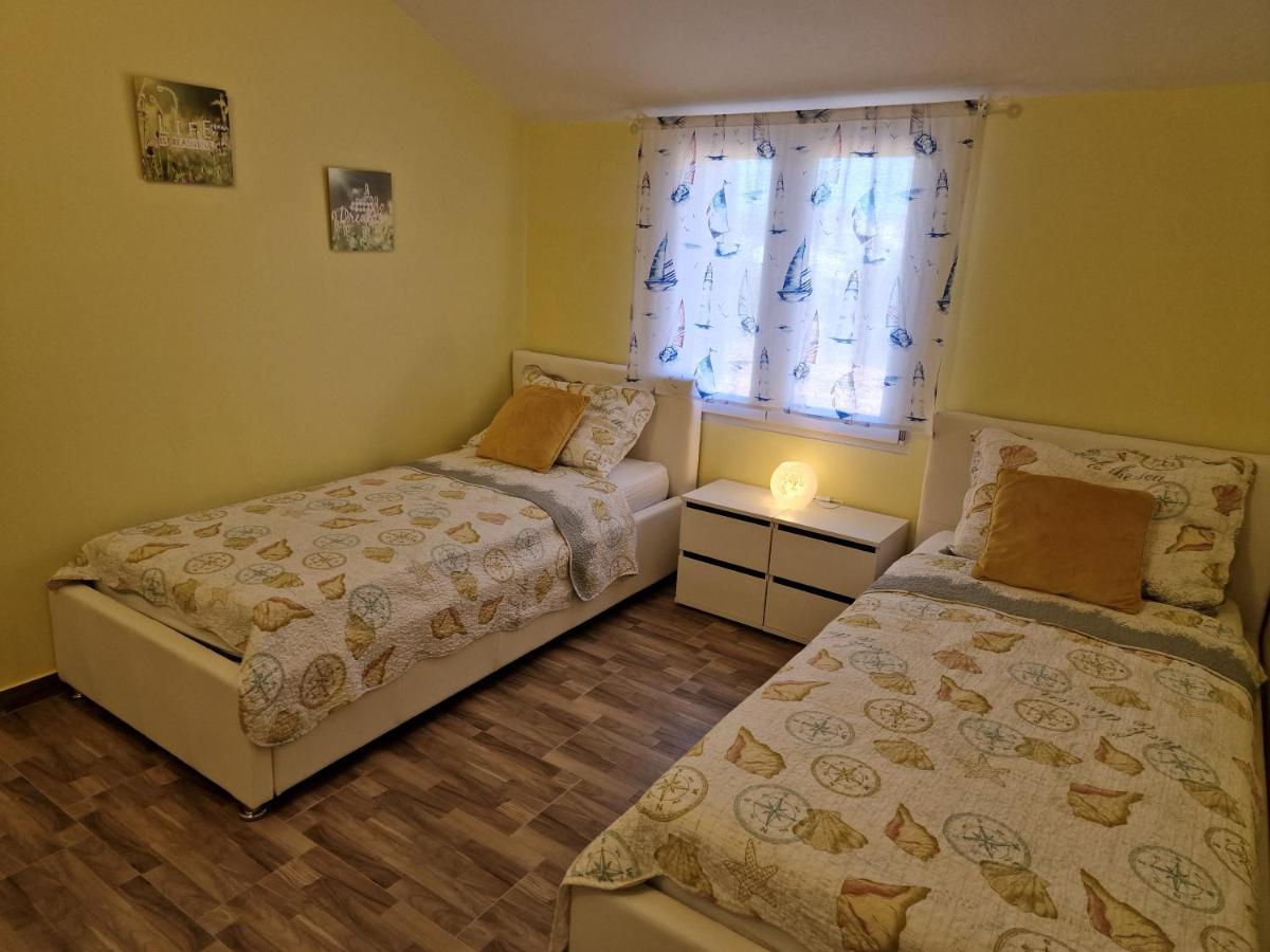 Apartments Marija Vir Zewnętrze zdjęcie
