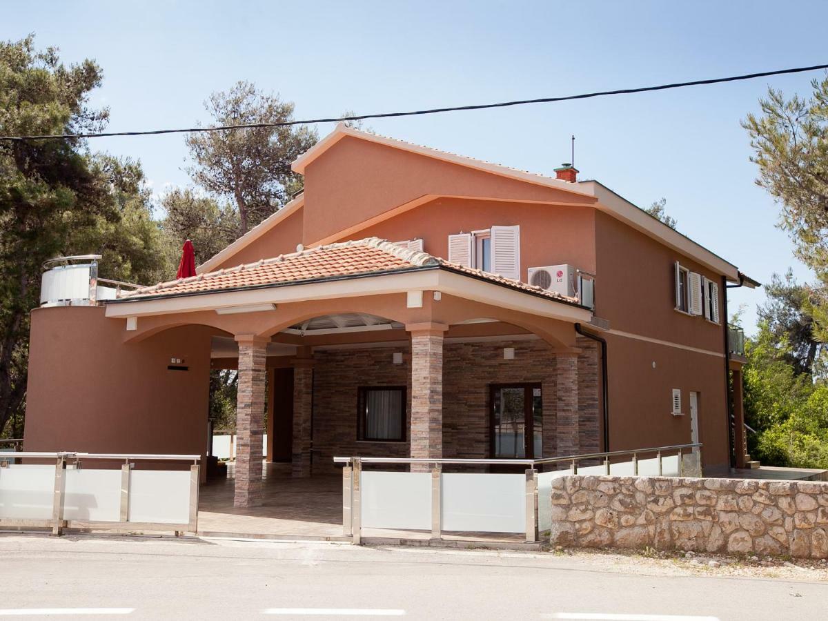 Apartments Marija Vir Zewnętrze zdjęcie