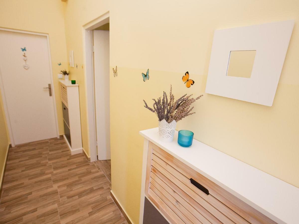 Apartments Marija Vir Zewnętrze zdjęcie